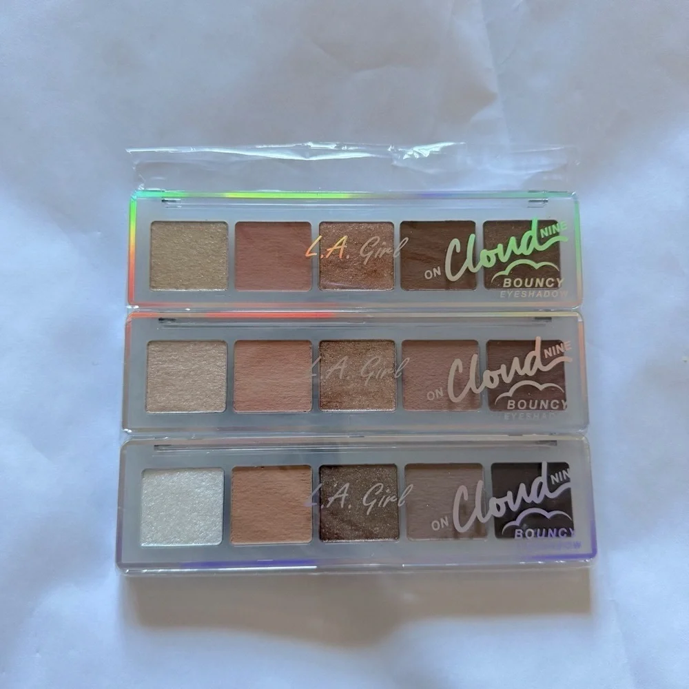 NWT LA Girl| On Cloud Nine Bouncy Eyeshadow Palette - Warm and Neutral Tones